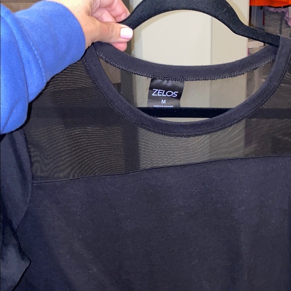 Mesh Detailed Workout Top - Picture 4 of 4